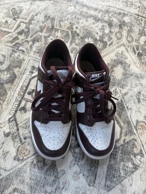 Big Kid's 6Y Nike Dunk Low BG White/Burgundy HJ9282 100 WORN 1x Women’s 7.5